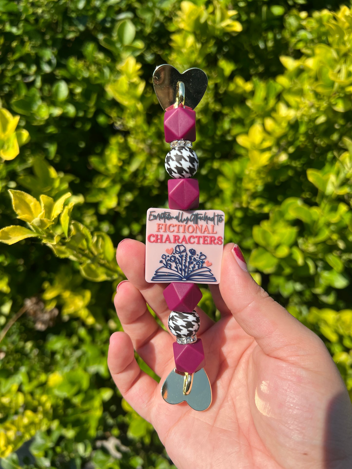 Kindle Strap - Fictional Characters