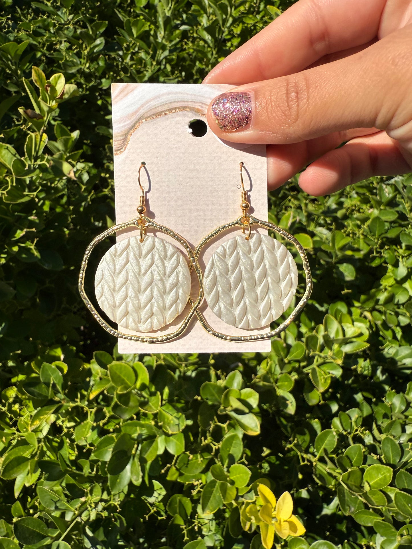 Camila Earrings - Shimmered White