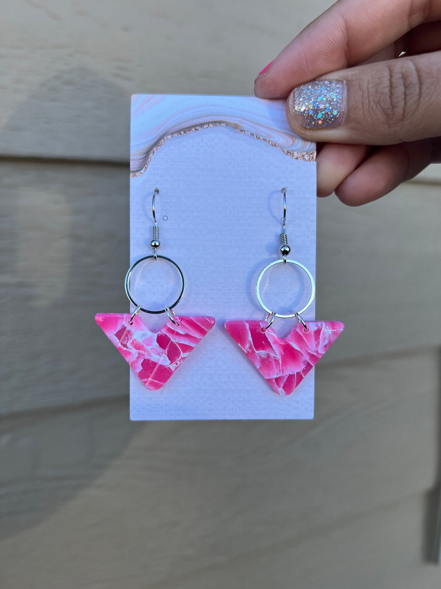 V Earrings - Pink Translucent