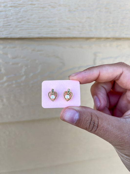 Heart Pearl Stud